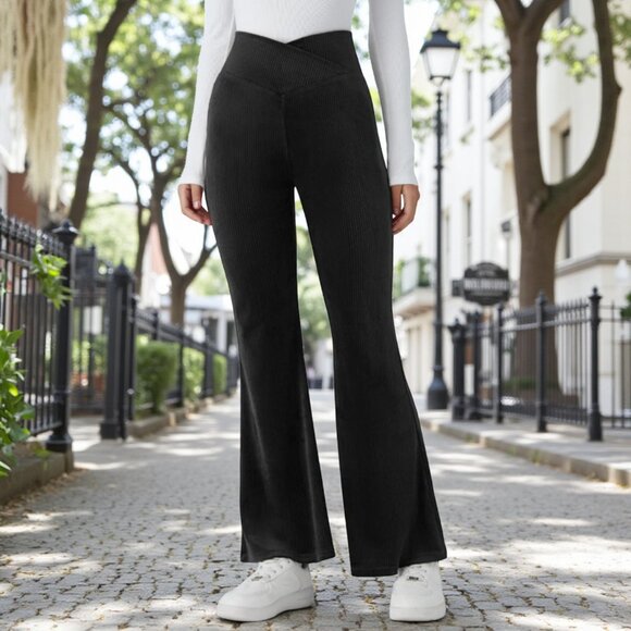 HALARA Ribbed Velvet High Wasted Crossover Flare Pant in Black XL - Picture 1 of 5